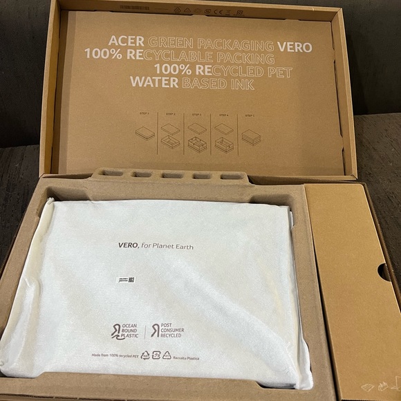 Brand new acer vero 514 laptop - Picture 4 of 5